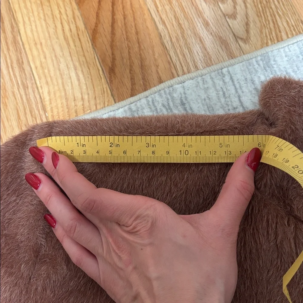 Old Money Coat - Picture 11 of 12